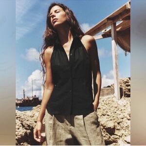 Buckle Embellished Linen Blend top size XS